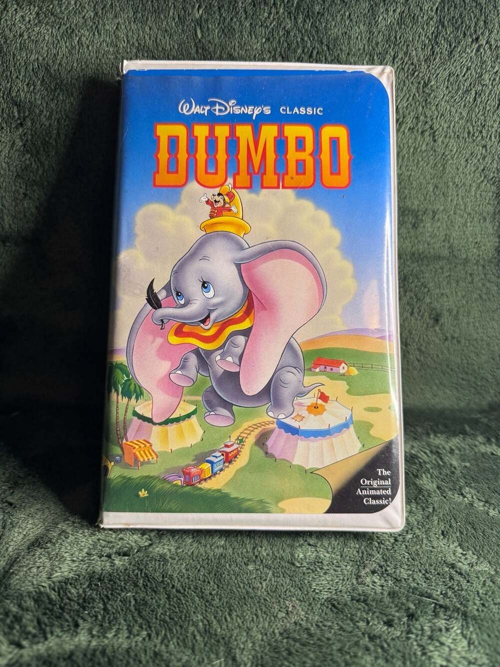 Walt Disney's Classic Dumbo VHS Tape Black Diamond Edition 024